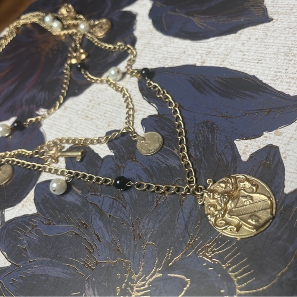 Vintage 90s EXPRESS Triple Chain Long Chunky Gold Coin and Pearl Necklace D1